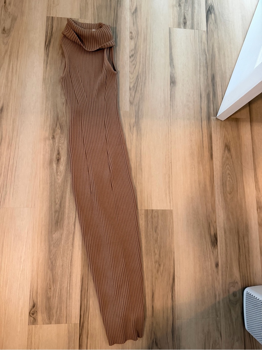 Astr The Label Ribbed Knit Sweater Dress in Camel Brown